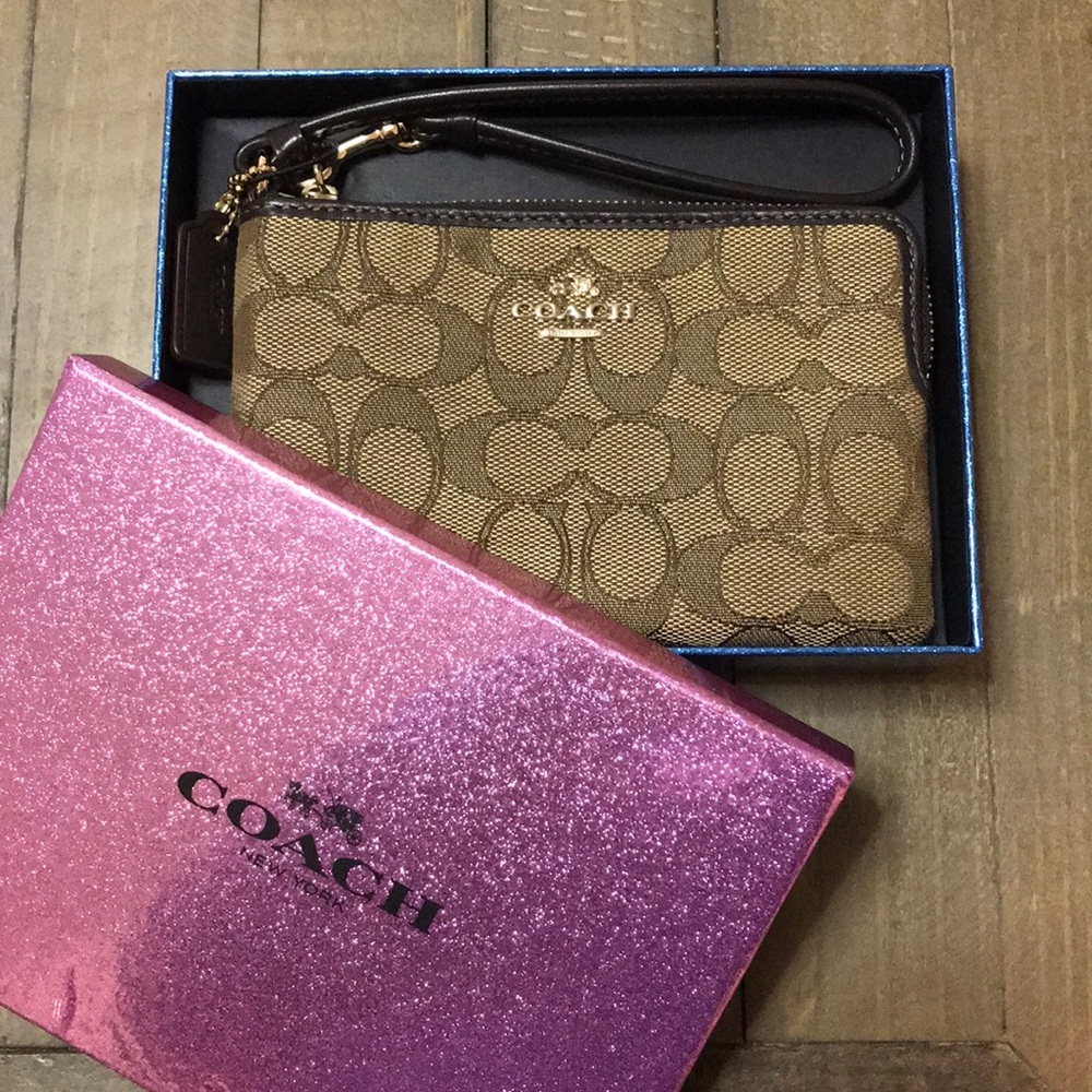 Coach Wristlet - NWOT